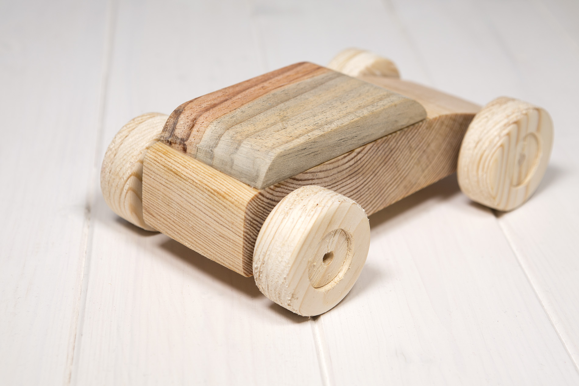 Giocattoli di legno - retro macchinina spider
