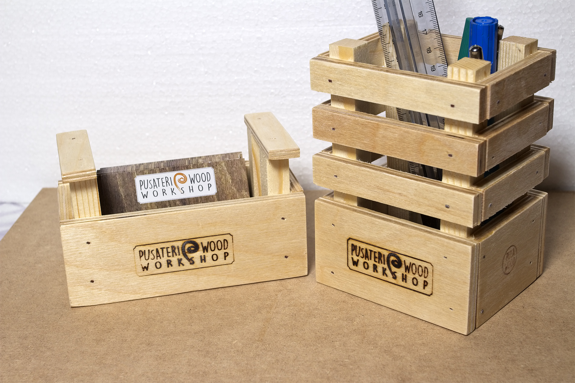 Gigino & Gigetto - Portapenne e porta biglietti da visita in legno