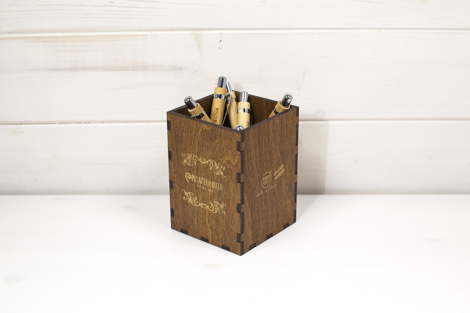 Cascitedda - cofanetto di legno porta-penne - noce antico