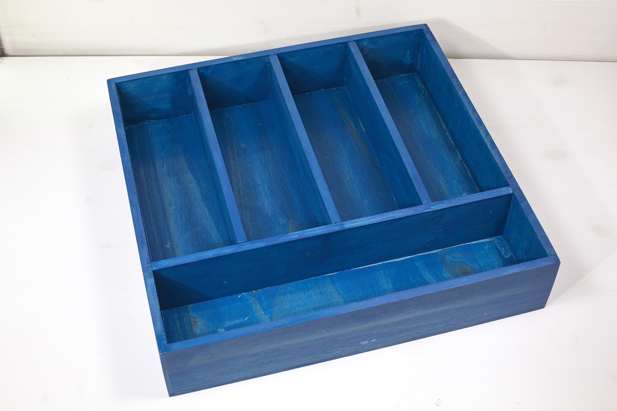 Portaposate organizer in legno Spartìri a 5 vani - Faso Carburanti - legno blu cina