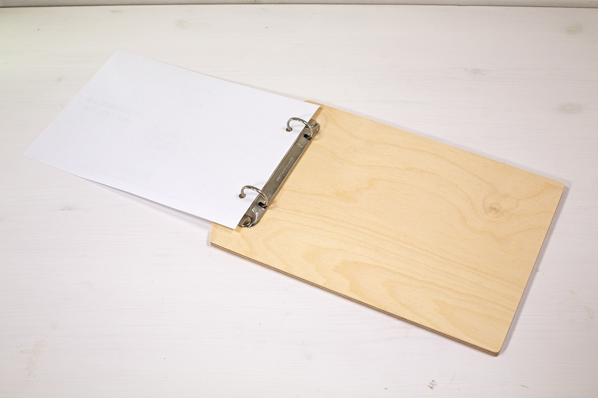 Scanaturi - portamenu a forma di tagliere A5 - Taglieri & Bicchieri - legno colore naturale